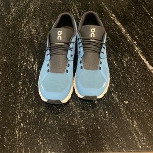 Men’s On running shoes-size 12 Blue
